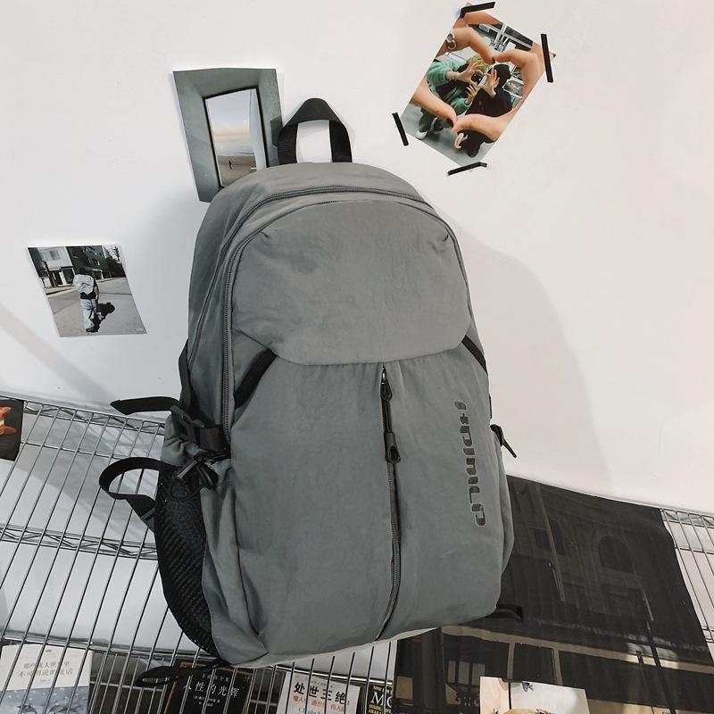 Japanese Light Weight Weight Backpack for Men and Women Large High School High School Commuter School Bag Outdoor Mountaineering Touring Backpack