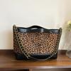 Large capacity hand carry tote bag women's new high-end leopard print chain bag single shoulder messenger commuter bag