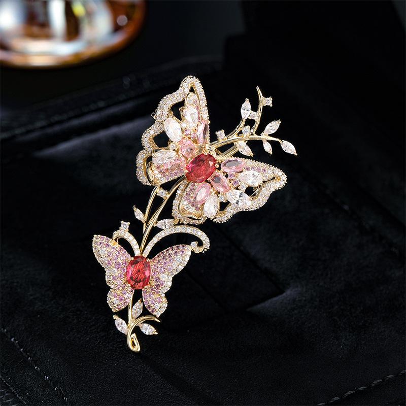 

Высокий смысл Волшебник страны Оз насекомое булавка темперамент кристалл брошь темперамент элегантный костюм аксессуары бабочка брошь женщина