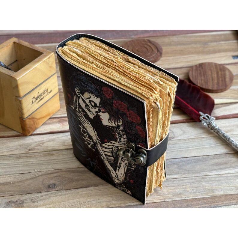 Handmade Leather Skull Lover journal Wiccan Pagan journal grimoire book of shadows For men women Traveling Sketchbook birthday gift