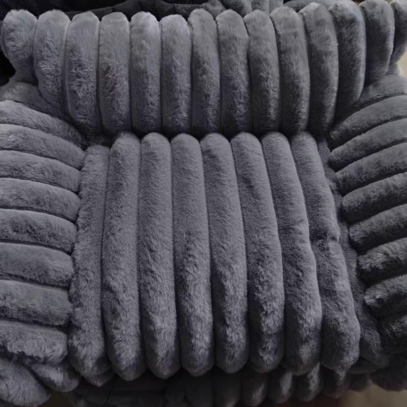 Cat Nest Winter Warm Dog Sofa Nest All Seasons Universal Pet Nest Cushion Straight Rabbit Hair Sofa Bed
