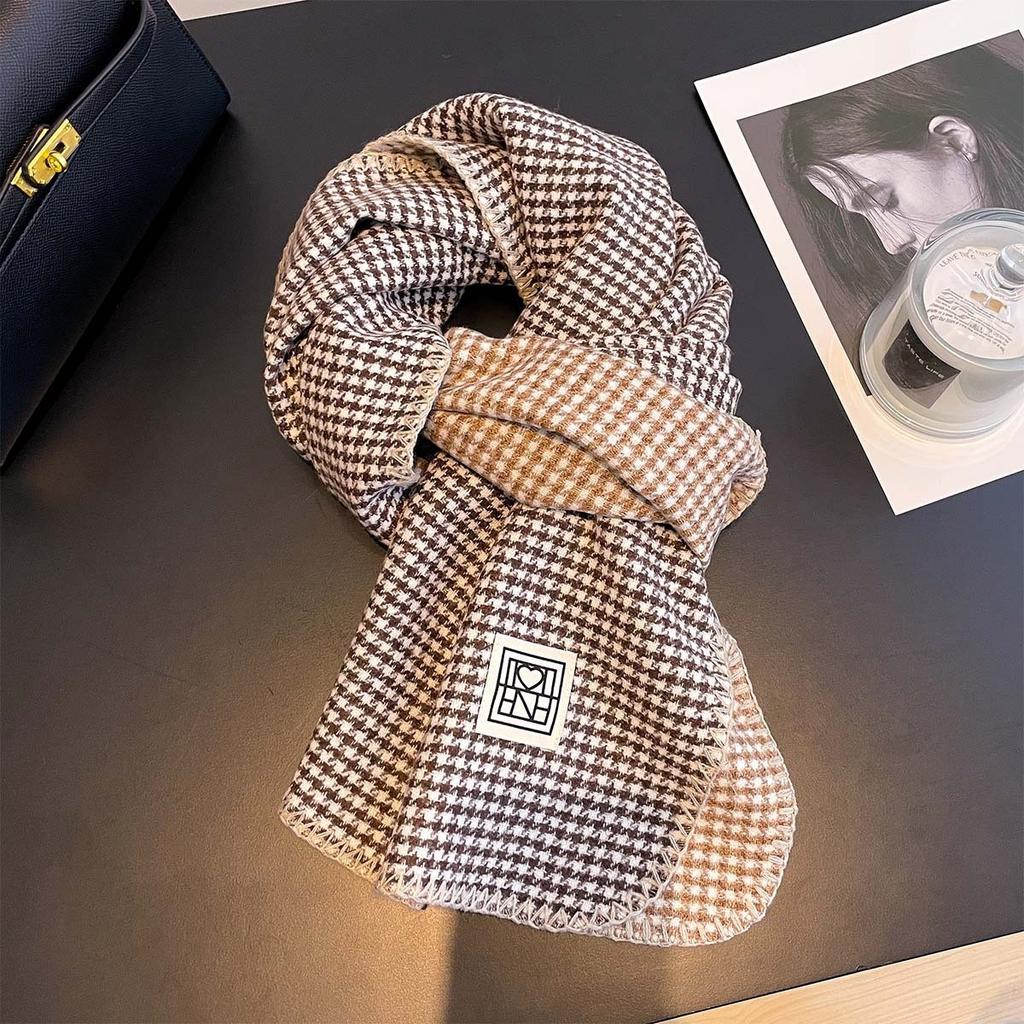 Korean Plaid Scarf Women Winter Classic Warm Imitation Cashmere Scarves Thick Bandana Fashion Luxury Shawl Wrap Bib Neckerchief