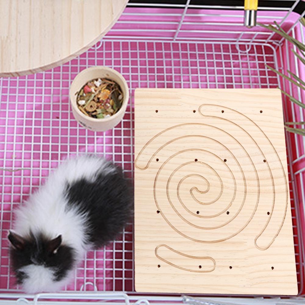 Multiple Holes Claws Scratching Board Wood Cage Accessory Durable Wooden Scratching Board Squirrel