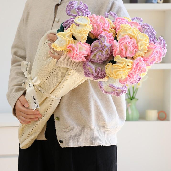 Hand-knitted Rose Bouquet Flower Blanket for Office Naps