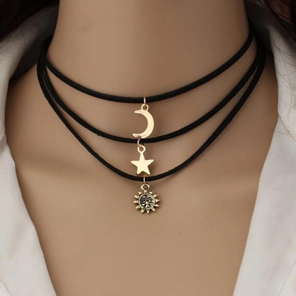 Fashion Patch Neck Necklace Female Star Moon Sun Multi Element Pendant Hip Hop Personality Party Style Jewelry Accessories