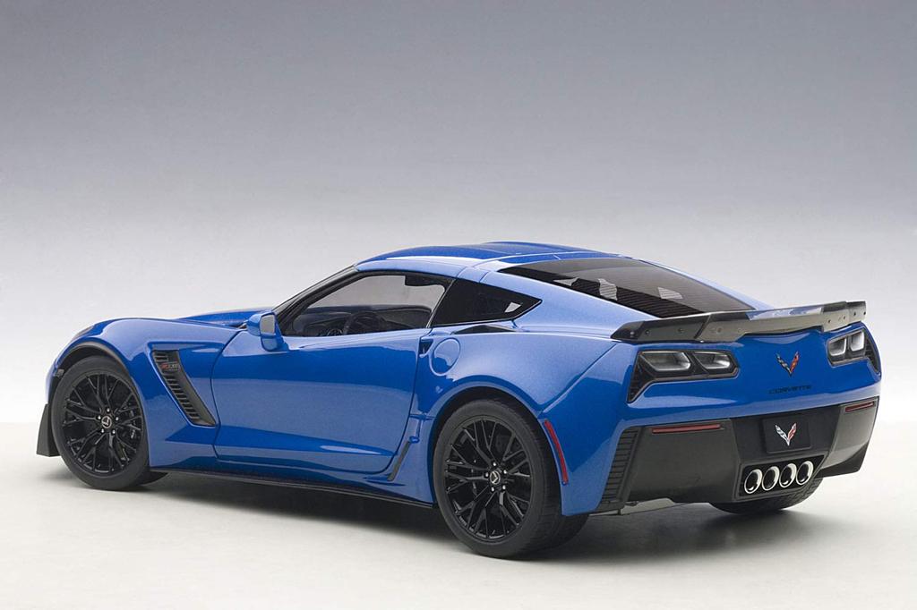 AUTOart Chevrolet Corvette Z06 Hotový produkt 1/18 (C7) (Modrý)