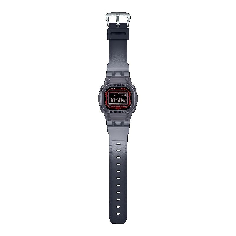 Casio G-SHOCK Men's Resin 200M Water Resistant Shock Resistant Quartz Watch DW-B5600G-1