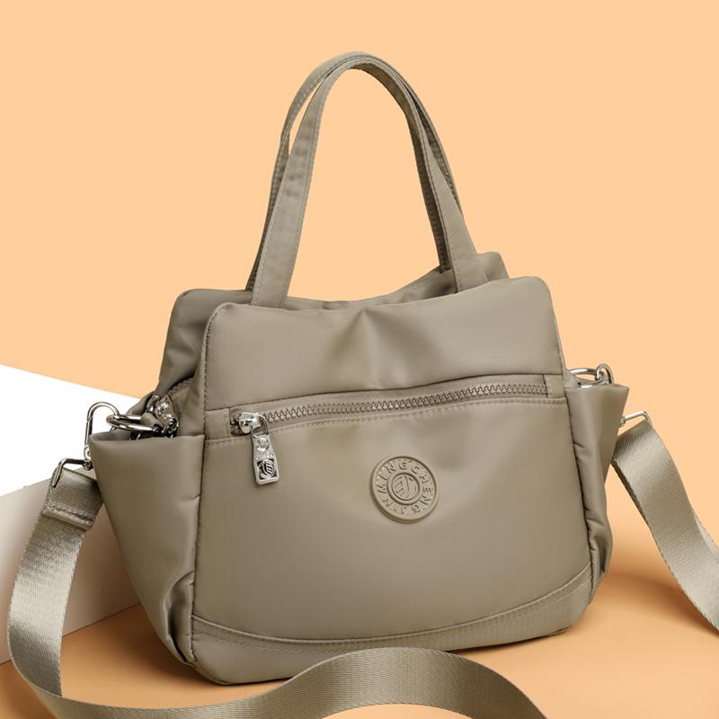Water-Resistant Tote Bag for Women – Stylish & Durable Handbag with Adjustable Shoulder Strap and Multiple Pockets