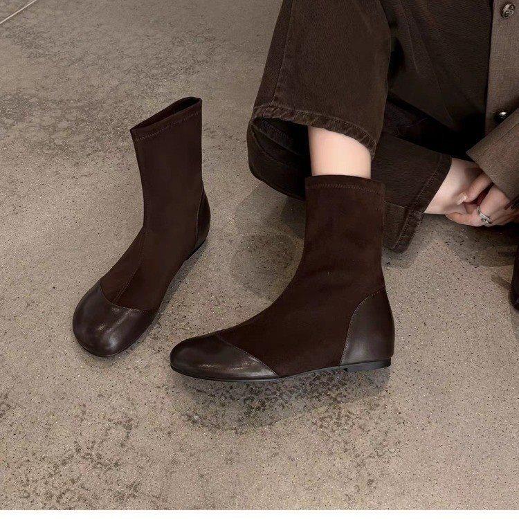 Flat-bottomed commuter sleeve splicing thin suede short boots women show thin boots round head Martin simple autumn and winter temperament