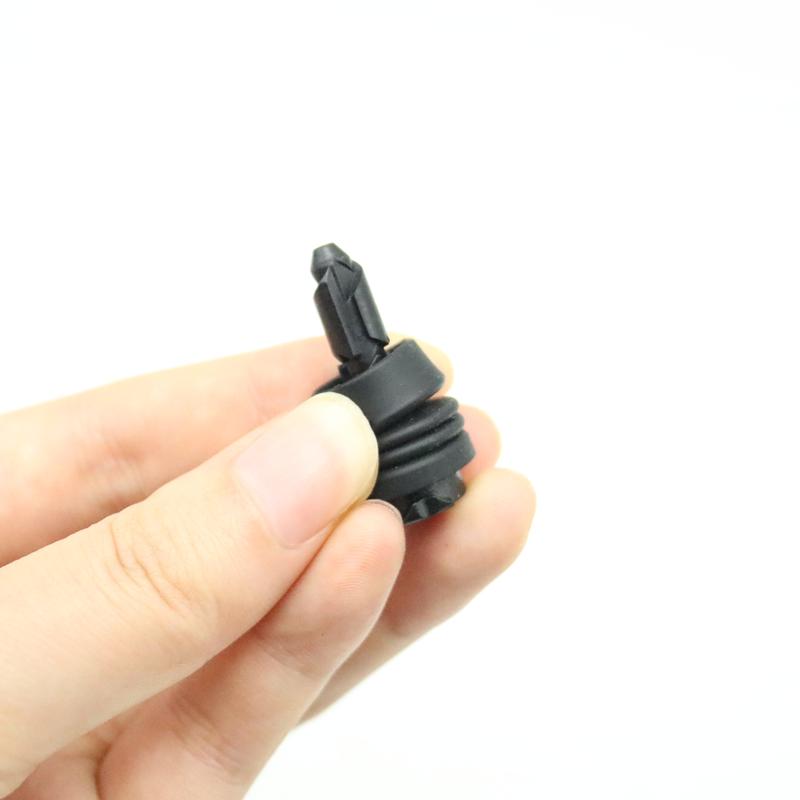 Fuel Tank Cap Spring Rebound Buckle Snap Outer Cover Filler Lid Motor For Porsche Panamera Macan 2014 2015 2016 2017-