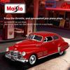 Maisto 1948 Chevrolet Fleetline Aerosedan Diecast Modell 1:Maßstab 24 Klassisches Vintage-Auto Hellgrün Retro Sammlerstück Ausstellungsspielzeug