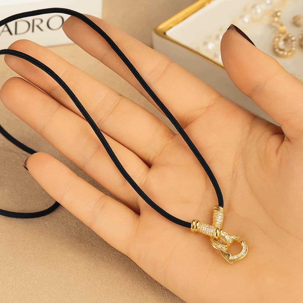 Adjustable Vintage  Necklaces Handmade Portrait Pendant Necklace  Female Lady Girl