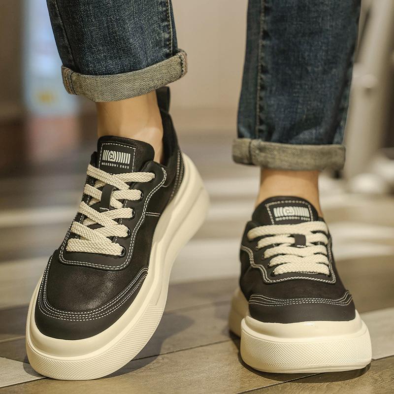Casual board shoes new autumn and winter youth low-top flat-bottomed sports shoes leather surface breathable