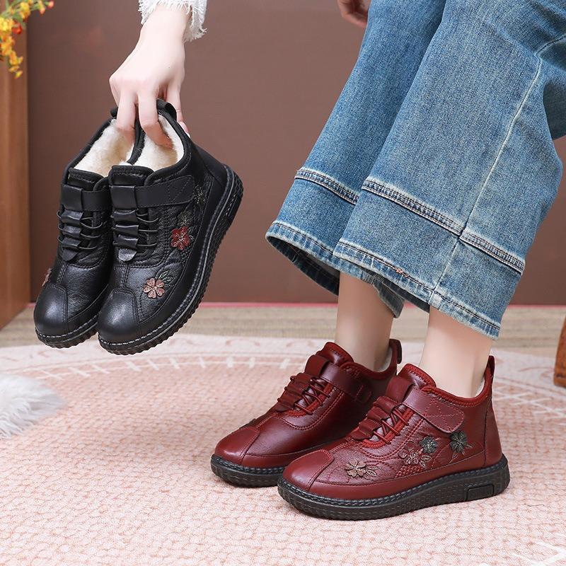 Winter New Women's Cotton Shoes with Fleece and Thickened Middle-aged and Elderly Cotton Boots Are Non-slip and Warm