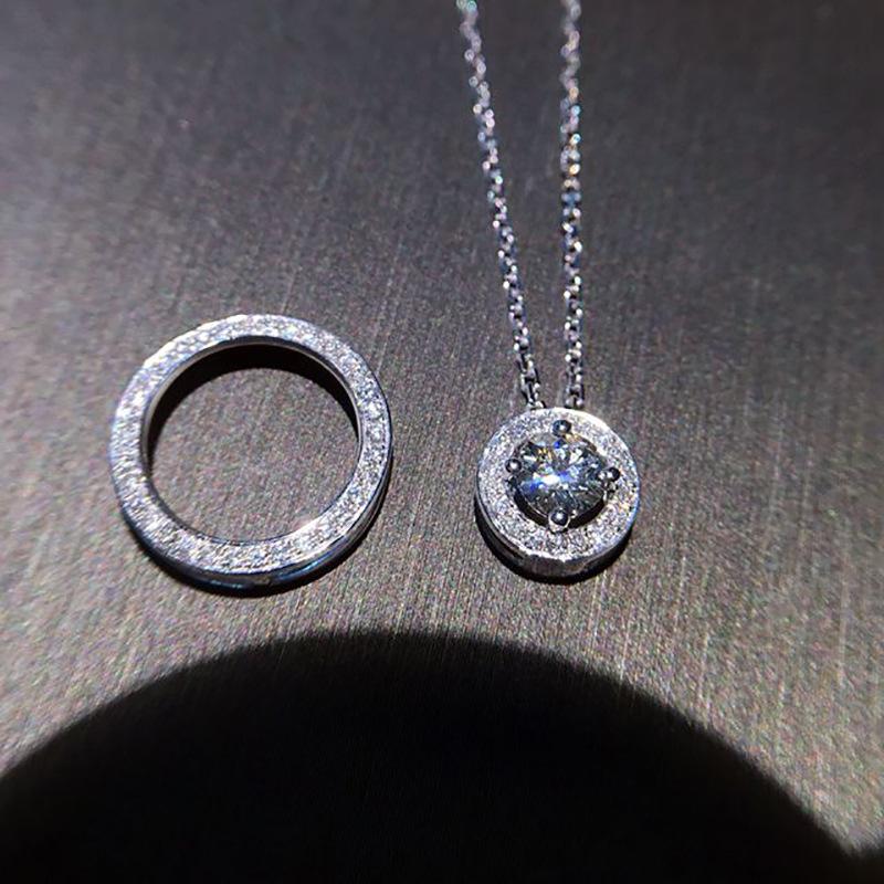Korean Style Women's Necklace: Double Ring with Diamonds, Simple Luxury Design, Versatile Clavicle Chain Accessory