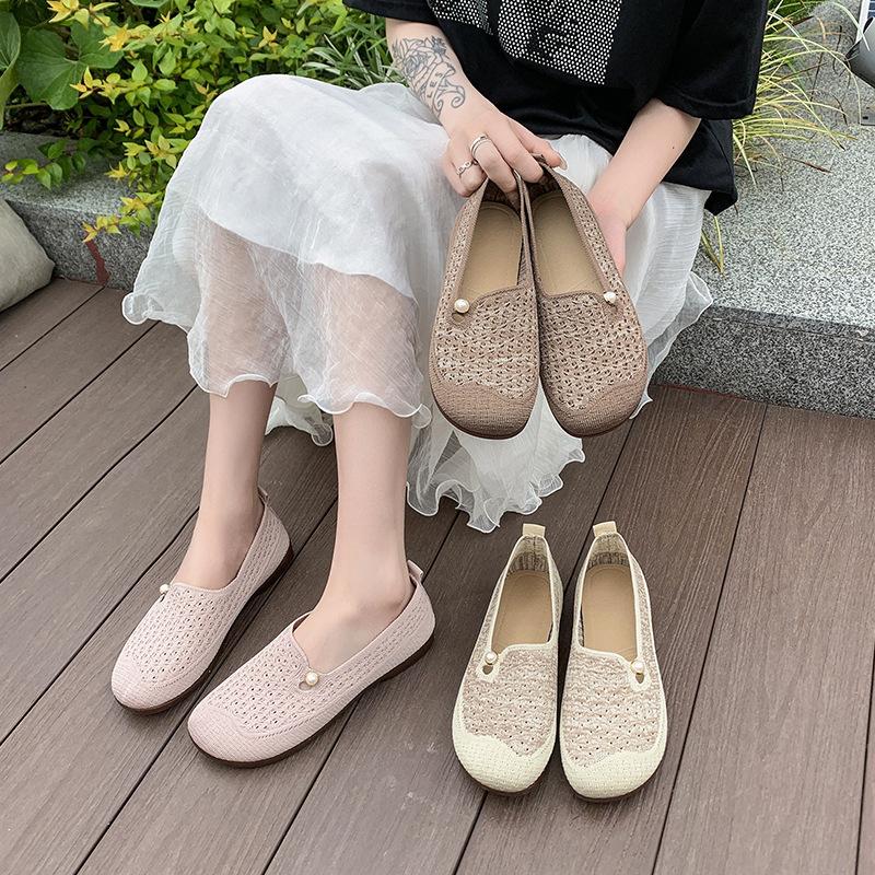 Summer New Cloth Shoes Women's Breathable Hollow Mesh Shoes Soft Sole Middle-aged and Elderly Mother Shoes Shallow Casual Shoes Crochet