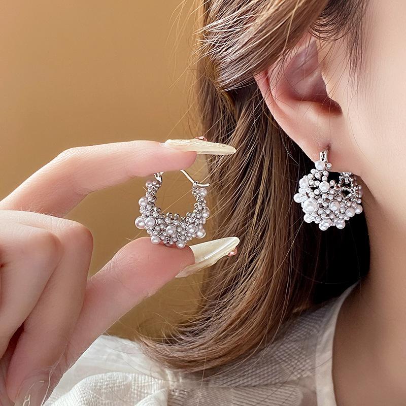 French Retro Premium Imitation Rice Pearl Ear Buckle Earrings Real Gold Electroplating Light Luxury Niche Geometric Earrings 