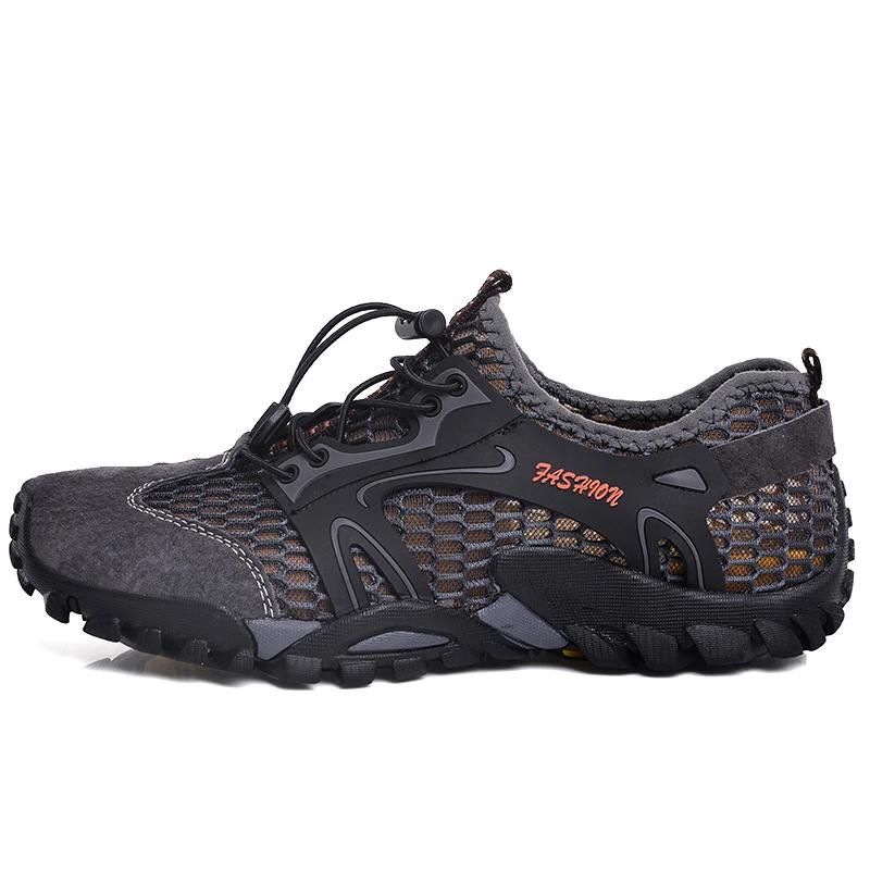 Men Aqua Shoes Quick-Drying Anti-Slip Water Shoes Lightweight Male Sneakers Waterproof Beach Men Slippers Free Shipping Big Size