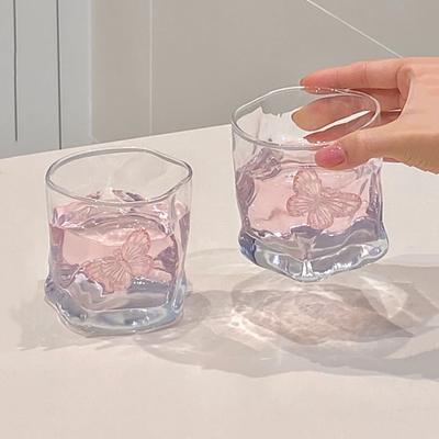 Pembe Kelebek Düzensiz Yüksek Güzellik Şeffaf Kristal Cam Bardak Soğuk İçecek Bardağı Twist Bardak Ev Tipi Meyve Suyu Viski Bardağı 250ml