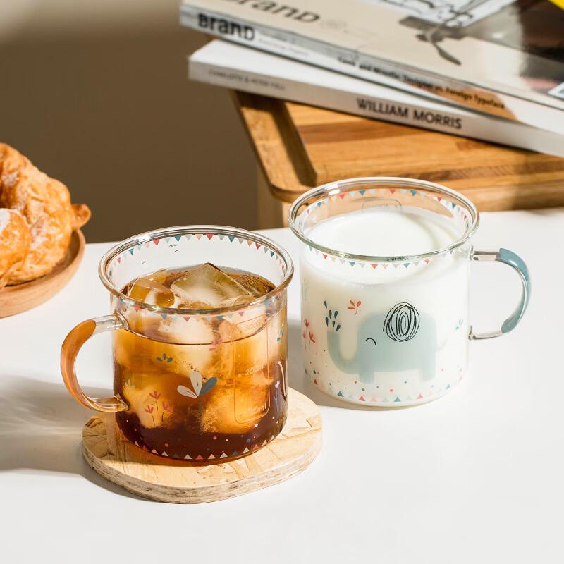Portable Heat-Resistant Borosilicate Glass Measuring Cup
