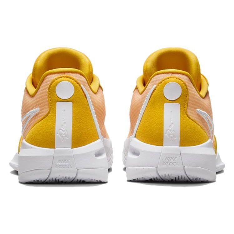 Nike Dámské tenisky Sabrina 1 TB University Gold žluté bílé FQ3391-700