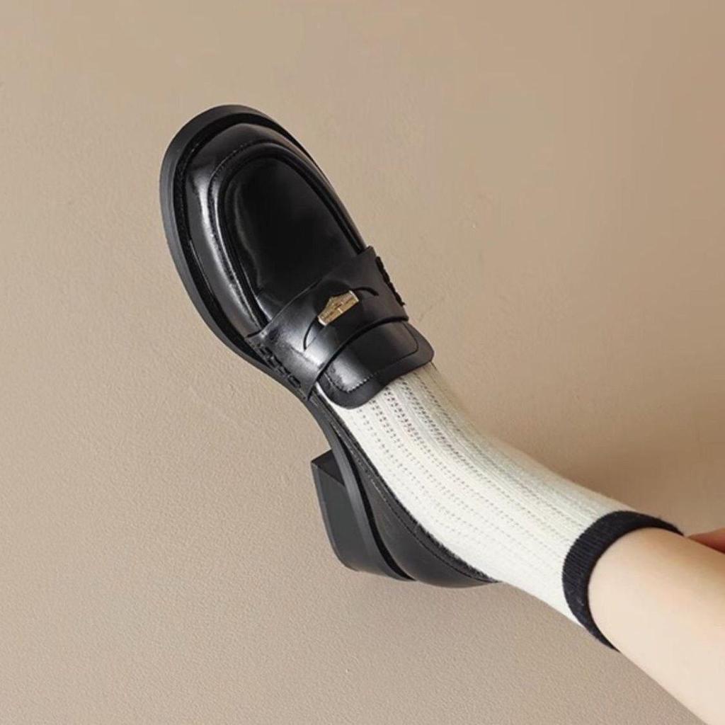 Women's 2025 Vintage Brown Preppy Loafers - Slip-On Coin Round Toe Leather Shoes with Kitten Heel