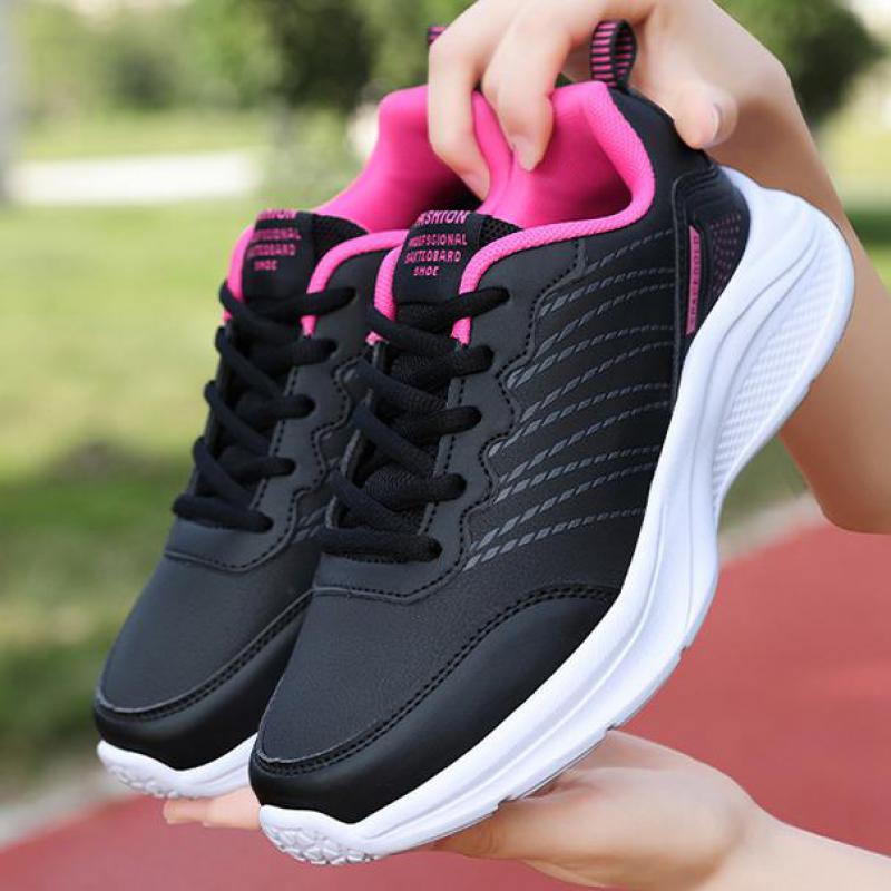Autumn Winter Leather Sneakers Women Black Casual Shoes Women Waterproof Sports Shoes Lightweight Walking Shoes Ladies Sneakers