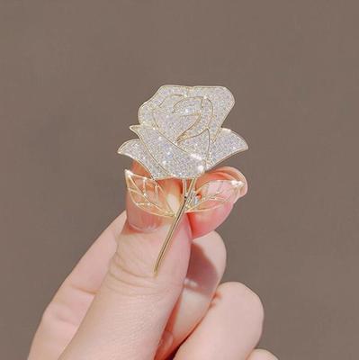 Rhinestone Rose Flower Brooches Lapel Pins for Women Bling Rose Pin for Clothes Scarf Hat Accessories Jewelry Gifts