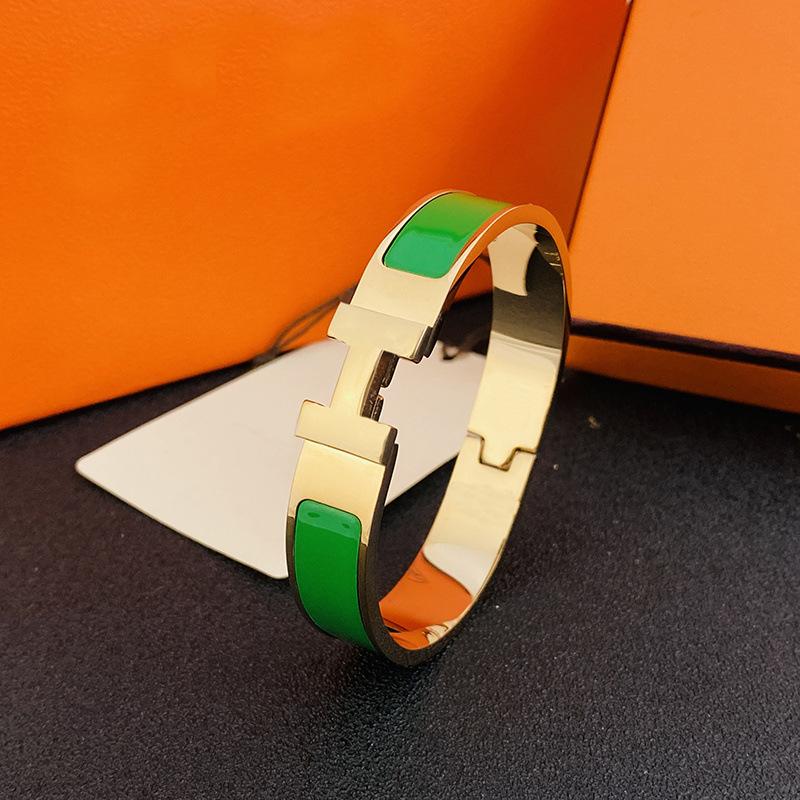 2026 Klasik Moda Trendi Bileklik Kadın Rose Gold Kart Tokalı Bileklik Takı Aksesuarları Genişlik 12MM