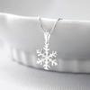Exquisite Snowflake Pendant Necklace, Stylish and Elegant Collarbone Chain, Suitable for Daily Wear, Christmas Gift