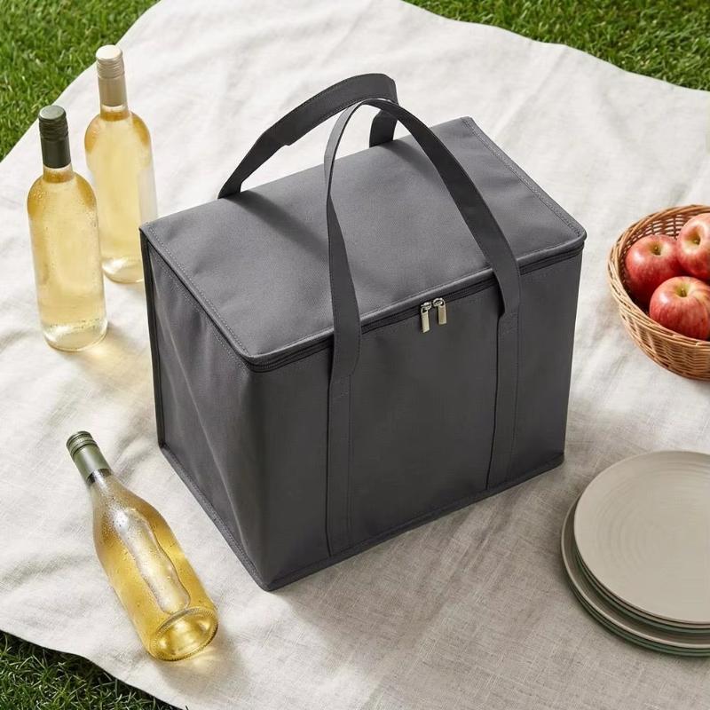 Thermal Insulated Food Delivery Bag Tear Resistant Aluminum Foil Lining Reusable Zipper for Commercial Food Delivery Service
