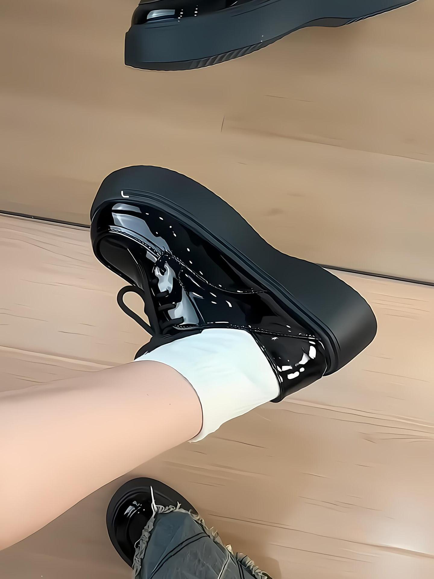 

Women s Black British-Style Leather Loafers: Versatile Round Toe, Thick Sole, Lace-Up for Spring/Summer Size 36