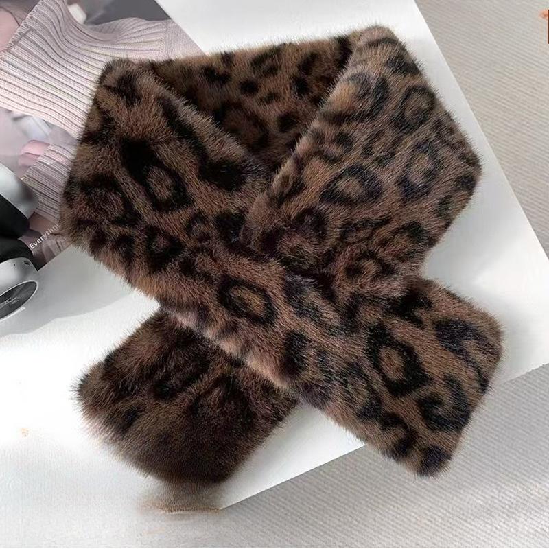 

Женский осенне-зимний плюшевый бафф для шеи с леопардовым принтом, теплый, универсальный, для взрослых, с леопардовым принтом, закрывающий шею, шарф из искусственного кроличьего меха в корейском стиле, обертывание для шеи One Size