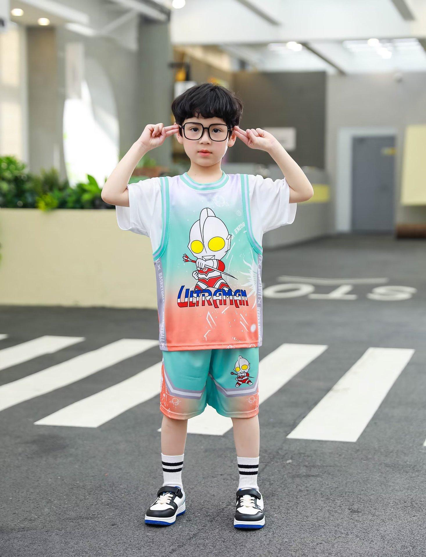 

Children s Superman suit short-sleeved T-shirt basketball jersey June 1 performance jersey sports and leisure student game training jersey 30 (height 160-165cm) світло-зелений колір