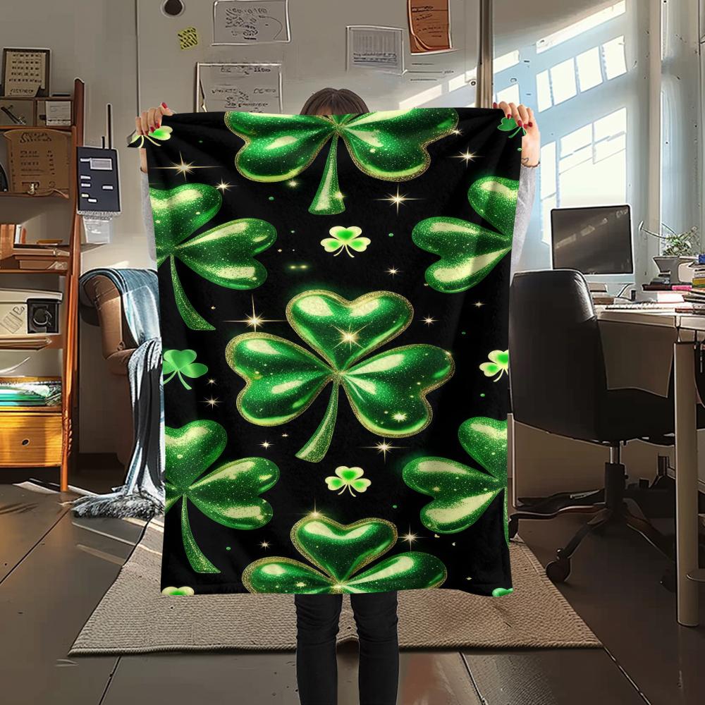 

St.Patrick s Day Green clover Print Flannel Blanket,High quality Comfortable for All Seasons,Home Decor,Warmth and Comfort,Perfect for Christmas Gifts 80cm x 120cm
