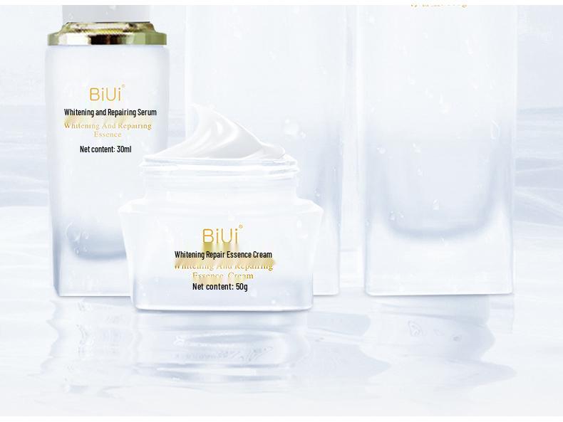 BiUi Aufhellungs- und Fleckenaufhellungsset: Feuchtigkeitsspendend, pflegend, gegen Vergilbung, Anti-Aging-Reparatur mit Wasser und Lotion.