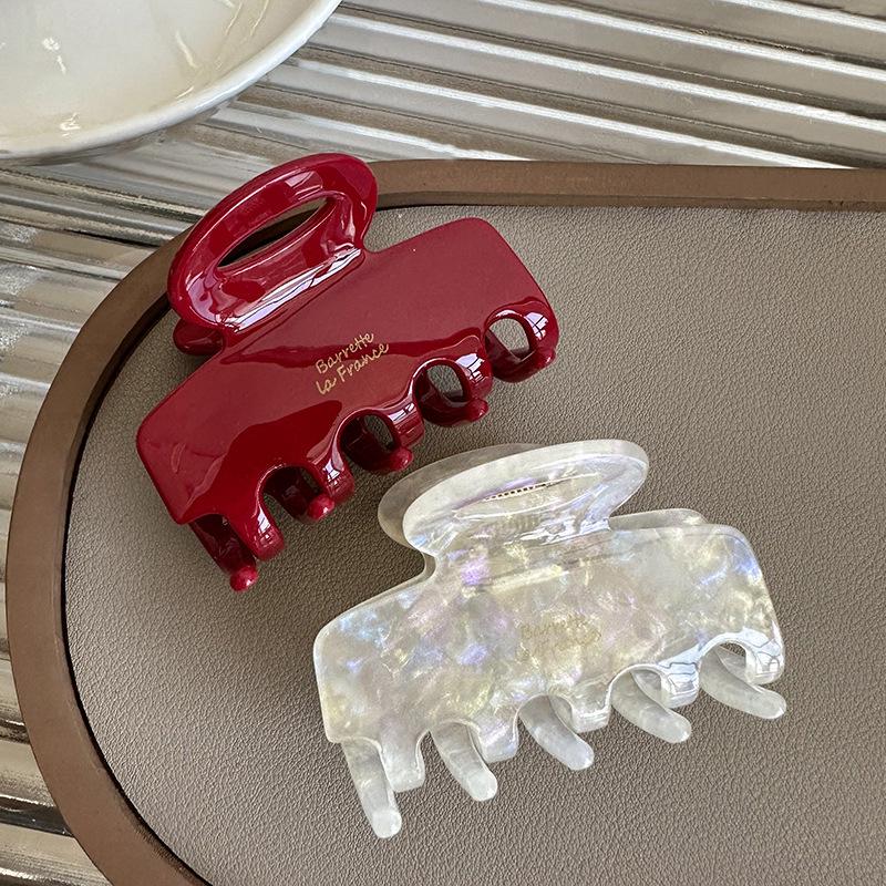 Women's 2023 Gold Label Medium Shark Hair Clip - High-End Korean Style