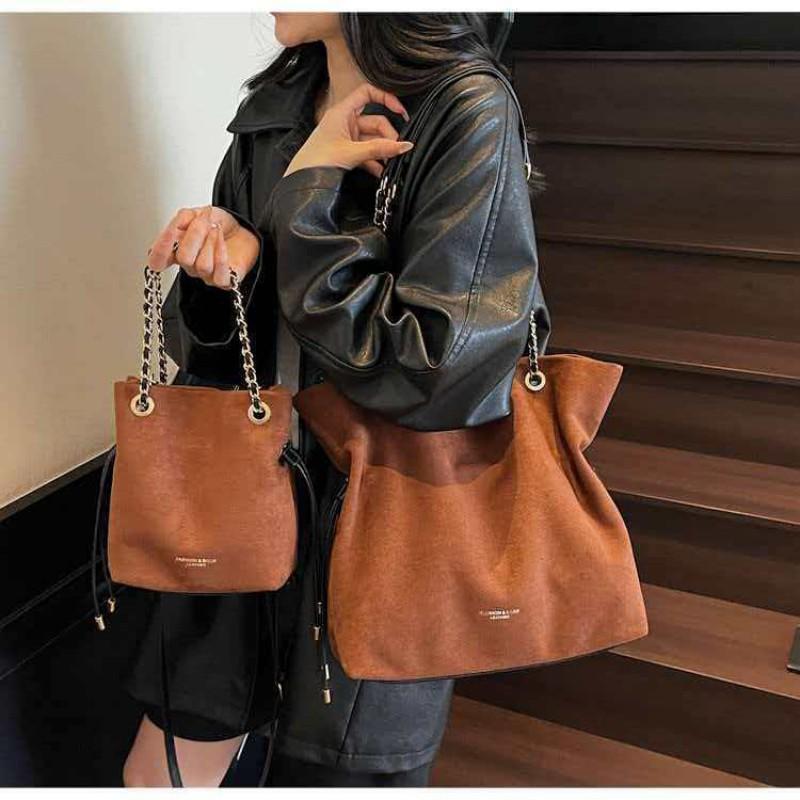 

Korean High-quality Texture Simple All-match One-shoulder Handbag Women s Tote Bag Fashionable Commuter 18 x 8 x 20 small коричневый