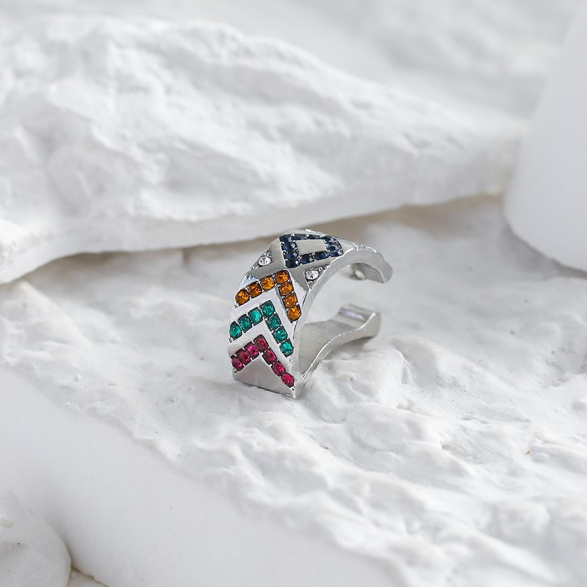 

Сплав Красочные Стильные Каффы с Драгоценными Камнями для Женщин Геометрический Дизайн