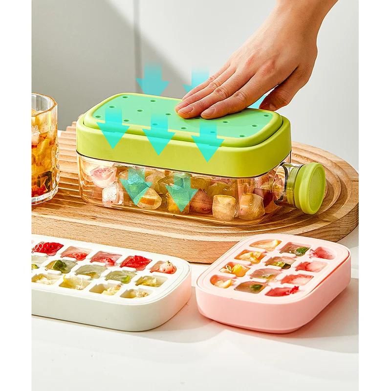 2-in-1 Portable Ice Cube Maker Cold Water Bottle with Straw Silicone Ice Cube Tray Easy Press Demould Zero Contact Ice Cube Mold