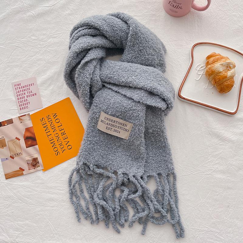 Winter atmosphere White scarf Warm lamb plush scarf Women's winter grade Thickened tassel Couple shawl