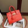 Bag women's new fashion women's bag feeling platinum bag commuting large capacity handbag versatile messenger bag