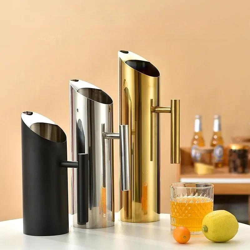 304 Stainless Steel Cold Water Boiled Cup Golden Ice Freeze Kettle Beer Jar for Bar Fruit Juice Red Wine with Divider