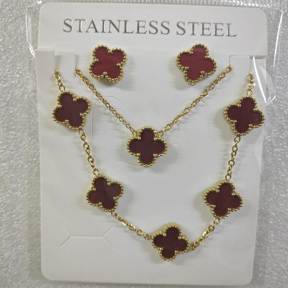 Set Nou de Bijuterii din Oțel Titanic – Colier, Cercei Trifoi cu Patru Frunze și Brățară cu Cinci Flori – Un Set de Bijuterii de Nișă High-end