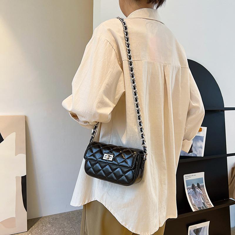 IELGY Diamond Chain Small Square Bag Niche Texture All-Match One-Shoulder Messenger Bag