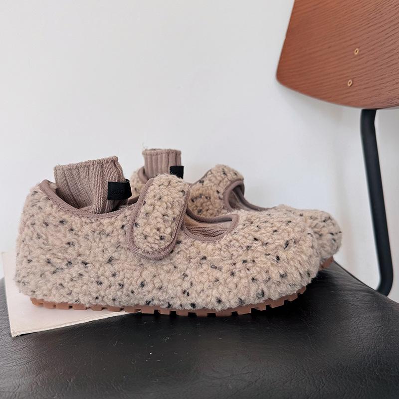 

Inner height increase Mary Jane fluffy shoes women s winter 2 new ugly cute bread cotton shoes Velcro flat-bottomed velvet single shoes 40 сірий колір