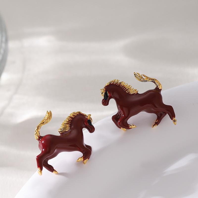 Guochao Personality Chinese Wind Dripping Oil Three-dimensional Zodiac Horse Stud Earrings Niche Design Horse To Success Earrings Commuter Earrings
