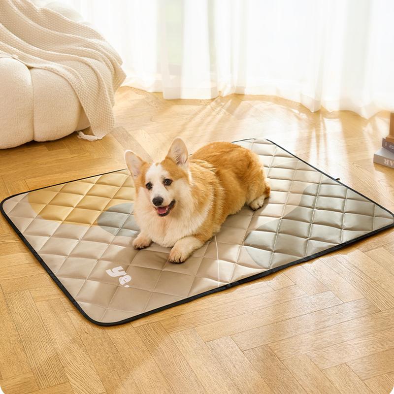 Vier Jahreszeiten Universelles Wasserdichtes Urinierkissen für Hunde Wiederverwendbare Verdickte Oxford-Stoff Haustier Windelmatte Sofa Auto Perros Zubehör