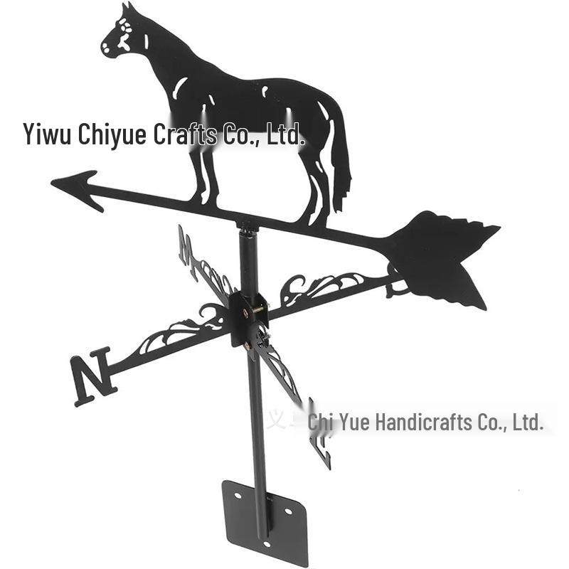 Weather Vane Ornament: Outdoor Wrought Iron Spray-Painted Roof Decoration Metal Craft