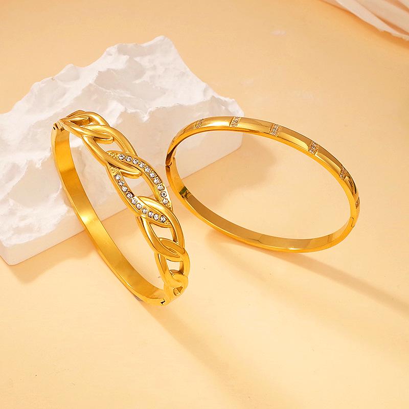 Diamond Inlaid Luxury Titanium Steel Bracelet – Gold Plated, Simple & Stylish Design